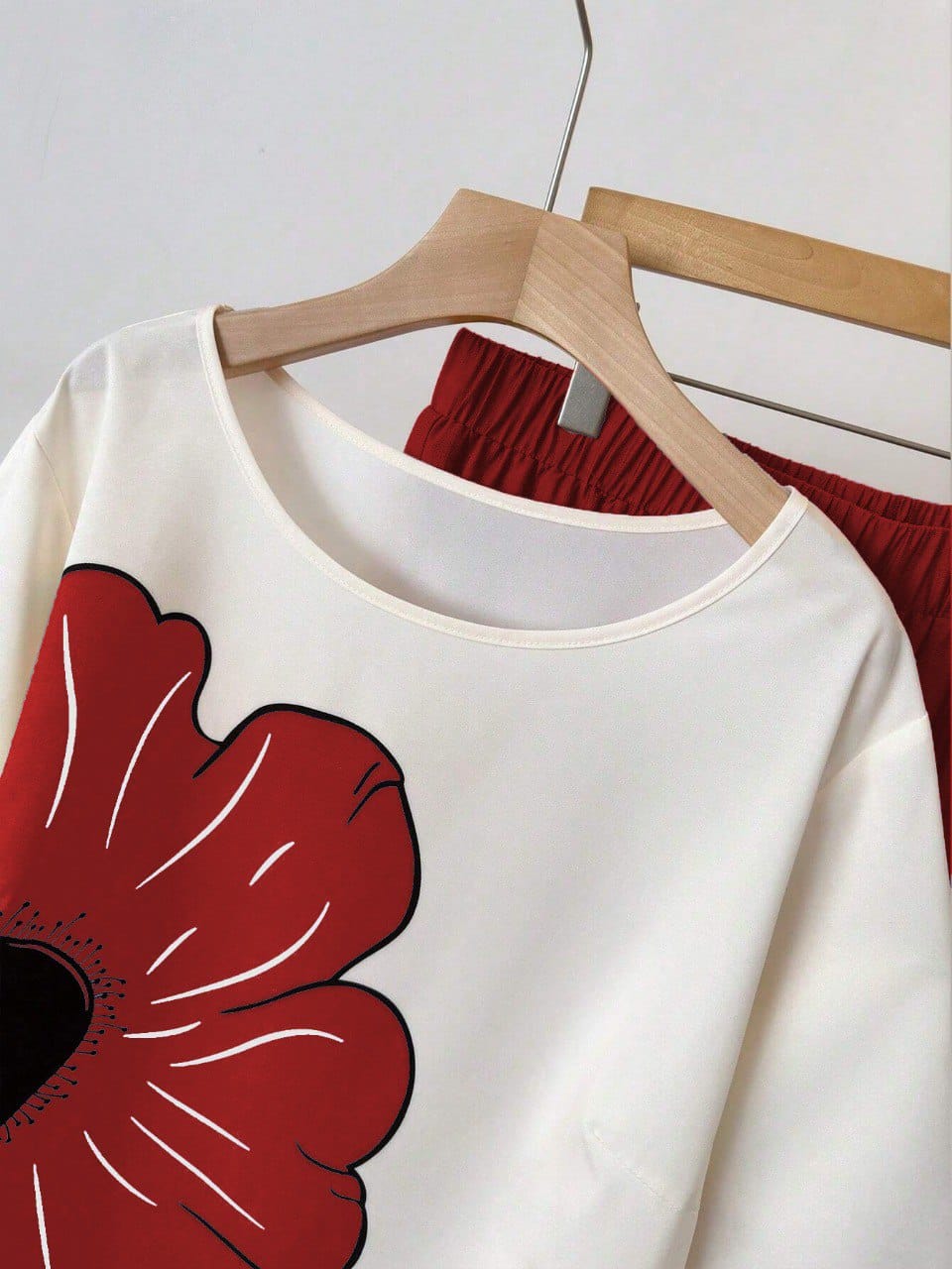 Red Flower White Top With Palazzo